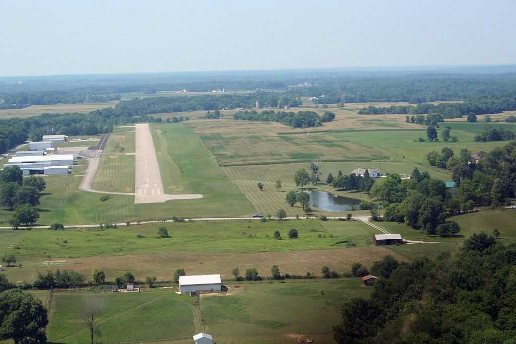 Clinton County Airport Runway 21 SkyVector